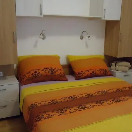 Apartments Tomi Novalja Room photo