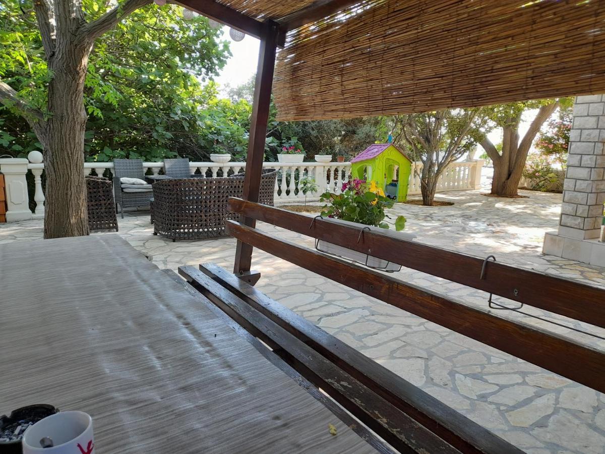 Apartament Tomi Novalja